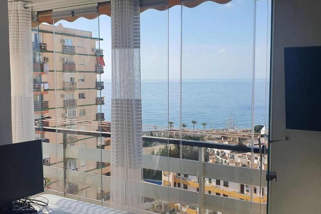 Apartamento Con Terraza A Pie De Playa Benalmádena Exteriér fotografie